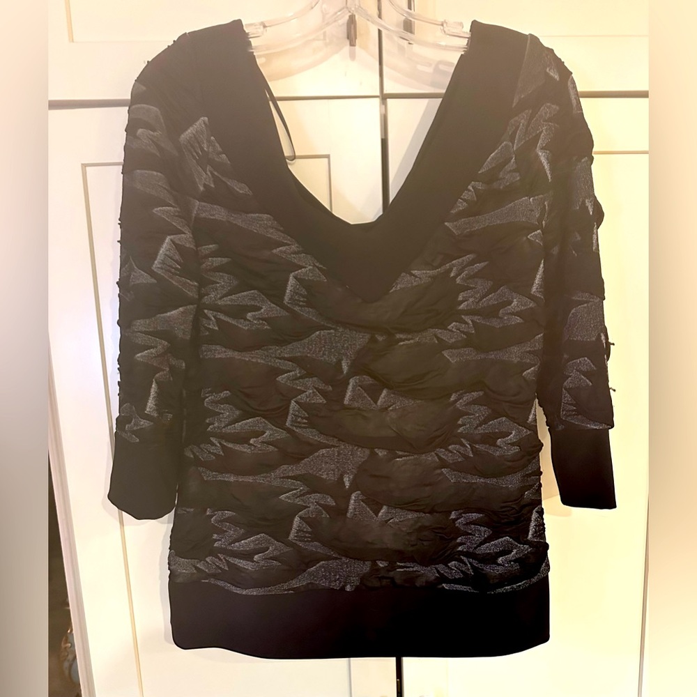 FRANK LYMAN Design Stretch Black Blouse Top Textured Mesh Netting Details 14 HTF